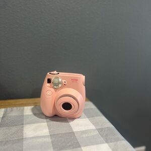 Instax mini 7S Polaroid Camera (plus camera bag)